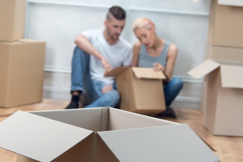Moving day loading process for a Holland Park household